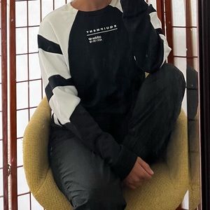 Adidas Sweatshirt
